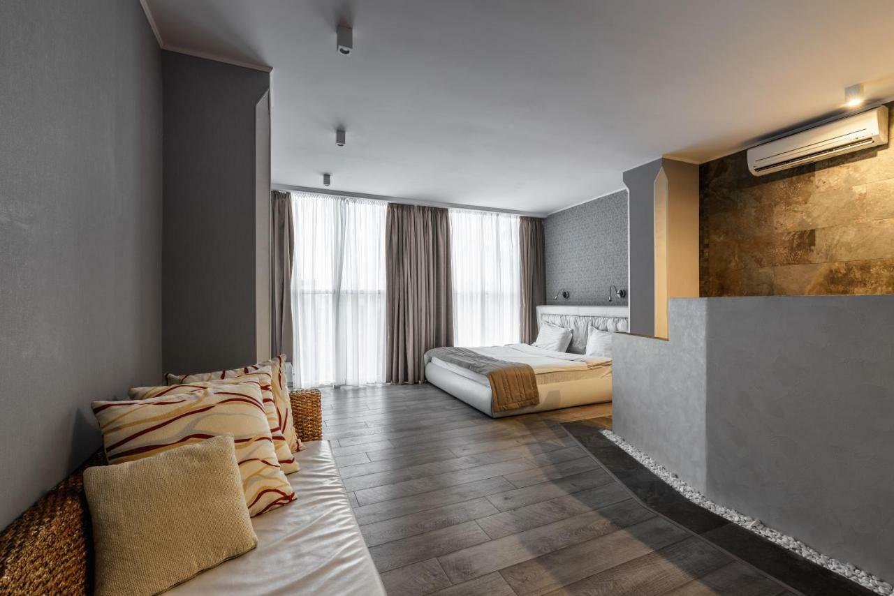 Pallada Hotel Ternopil Luaran gambar